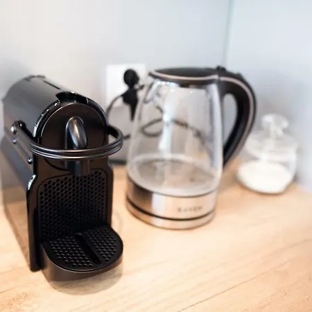 M.h. Arthouse Отель *