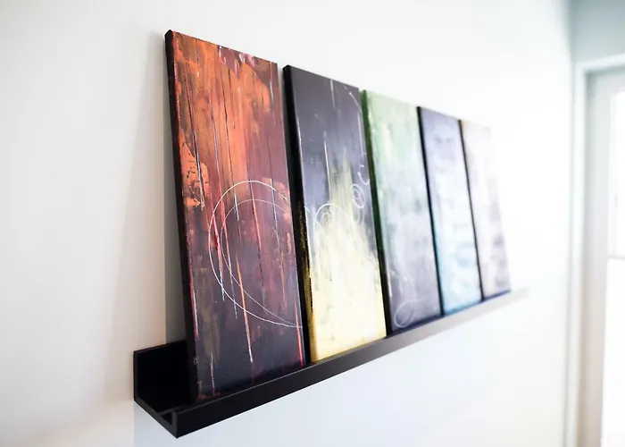 M.h. Arthouse Отель *